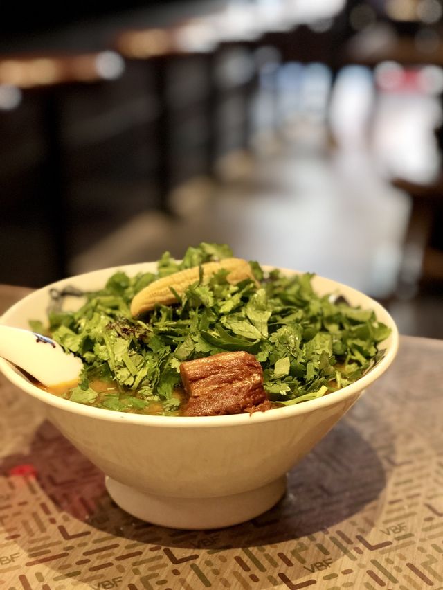 暗黑風格食拉麵