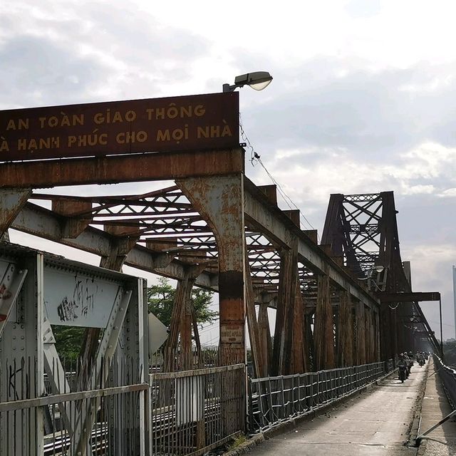 河內必玩景點--Long Bien Bridge龍邊橋