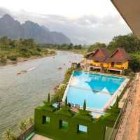 โรงแรมริเวอร์วิว วังเวียง