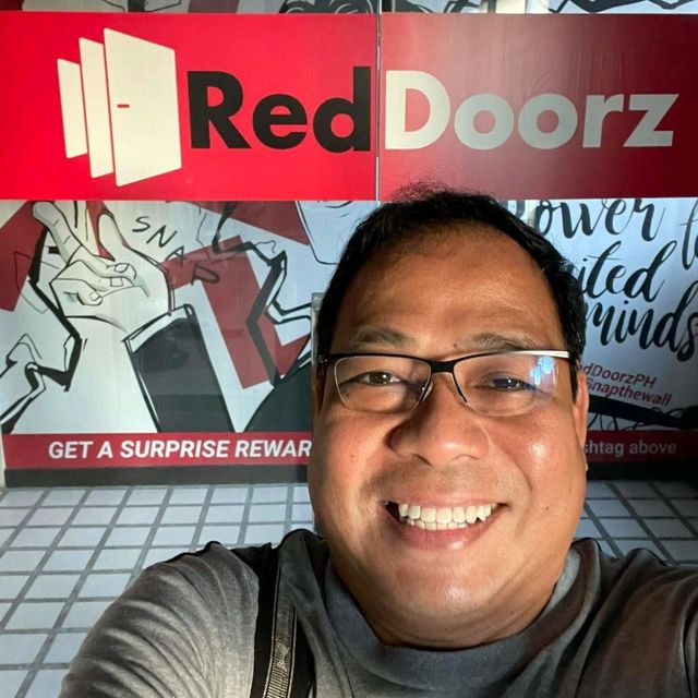 RedDOORZ: BUDGETCAYTION EXPERIENCE IN MAKATI
