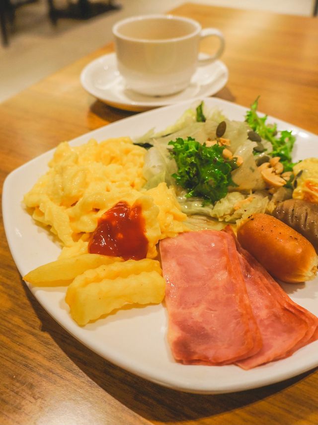 여유로운 호캉스는 역시, 조식과 함께🍽
