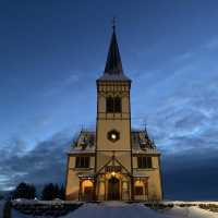 北部挪威最大的木教堂