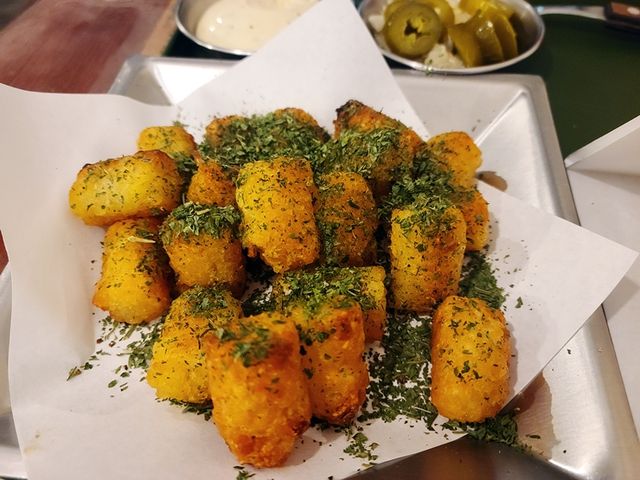 토시살을 패티로 한 미국식 수제버거 맛집