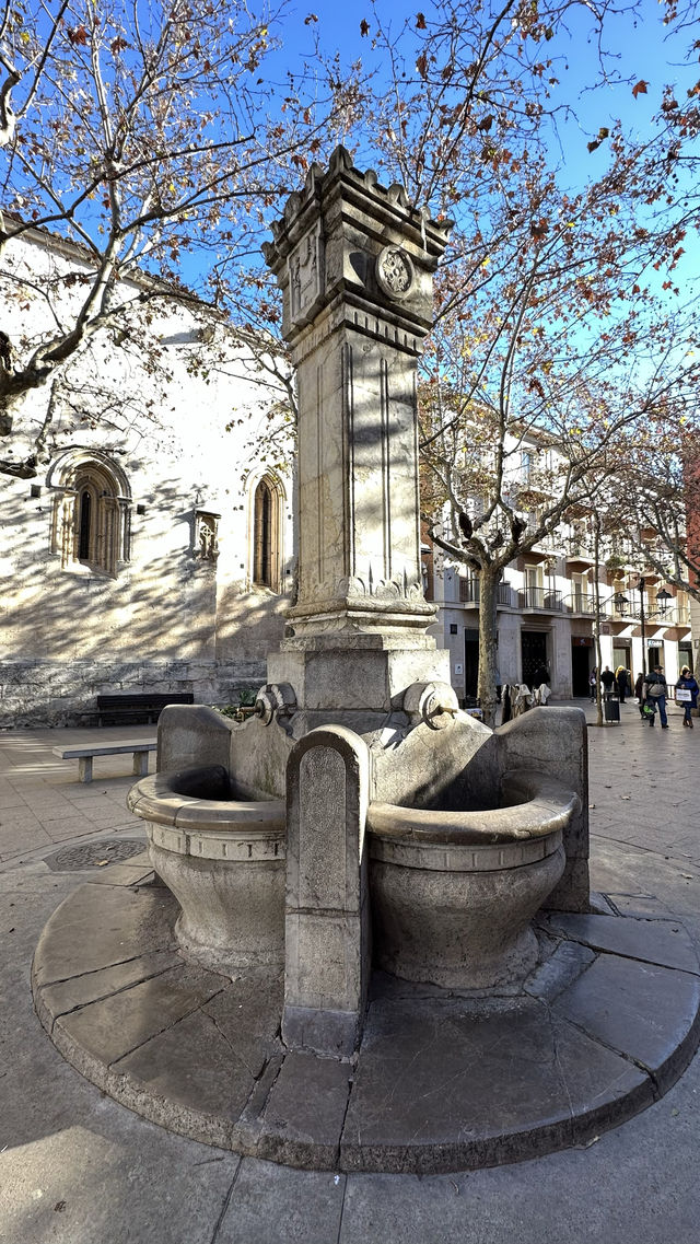 Saint Joan Fountain Font de Sant Joan Square