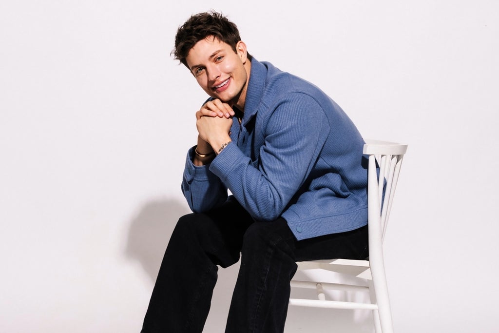 Matt Rife: Stay Golden World Tour (Jacksonville) | VyStar Veterans Memorial Arena