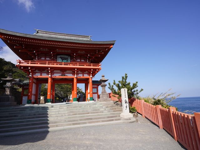 洞窟の中の神社、鵜戸神宮