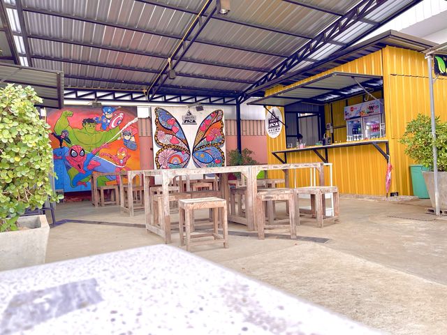 ร้านมอร์ฟีน สเต็ก แอนด์ คาเฟ่
