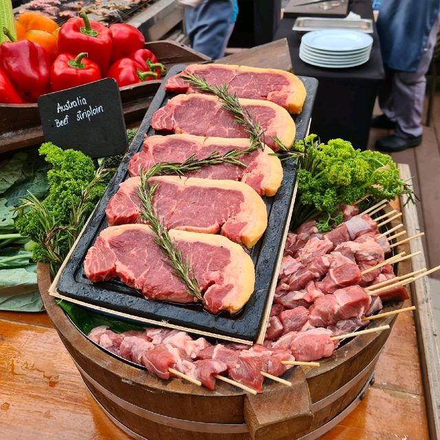 Grand seafood buffet