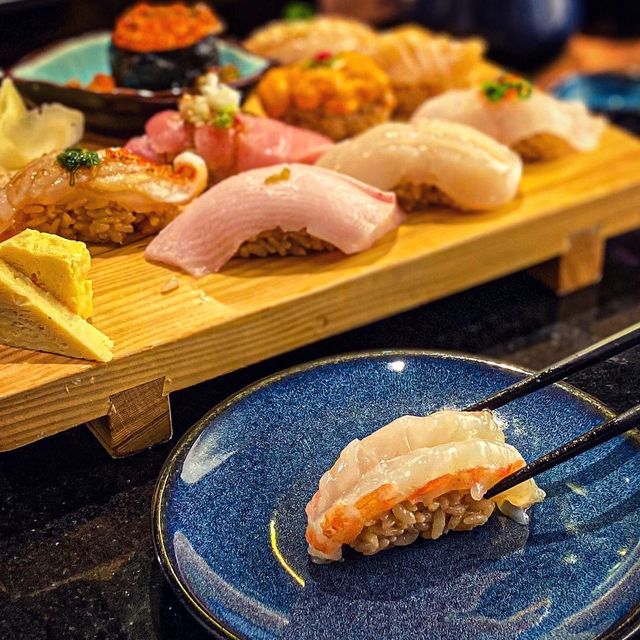 有位坐的立食壽司店