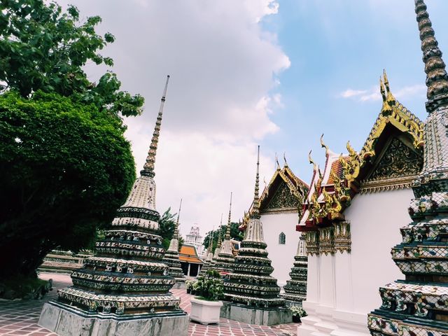 วัดโพธิ์ วัดที่มีเจดีย์มากที่สุดในประเทศไทย