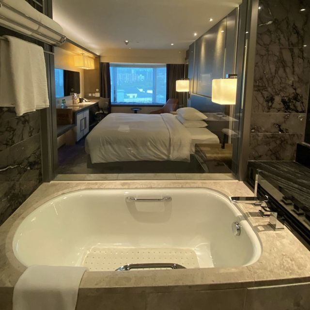 ROYAL PLAZA HOTEL