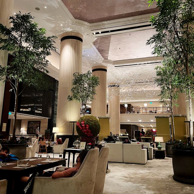 Shangri-La Lobby Lounge