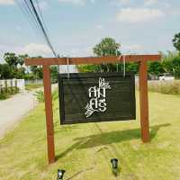 Somsri Eatery สมศรีอาหารไทยๆ