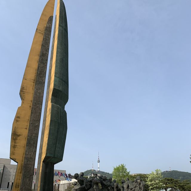 [서울 숨은 꽃놀이 명소 ‘전쟁기념관’]