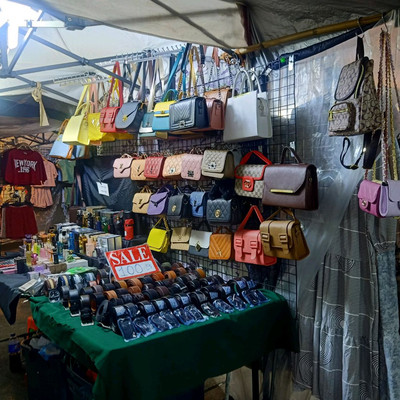 เดินชมเดินช้อปประตูน้ำยามค่ำคืน | Trip.com ตลาดประตูน้ำ เดินชมเดินช้อปประตูน้ำยามค่ำคืน | Trip.Com ตลาดประตูน้ำ