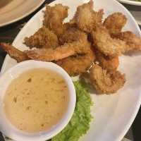 ไก่ทอดเดช (สาขาชีอุทิศ)