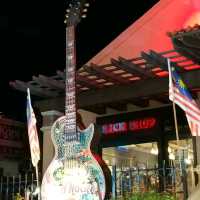 IT'S HARD ROCK CAFE!