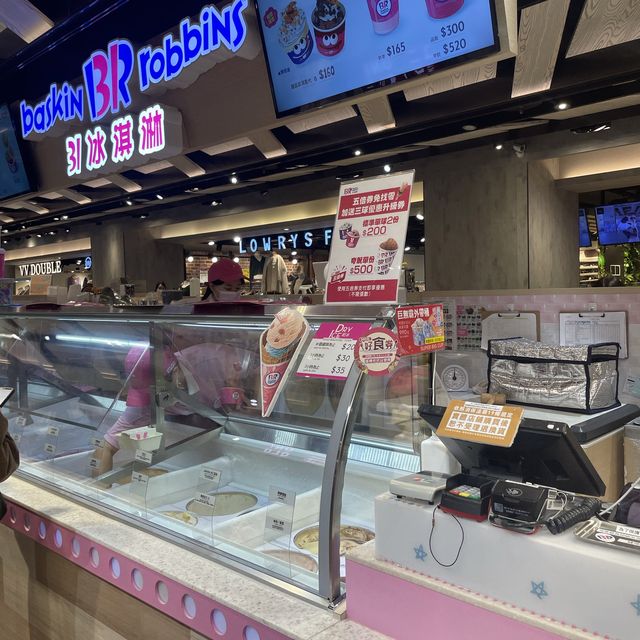 粉紅泡泡氛圍冰淇淋🍦31 ICE CREAM(Baskin Robbins)