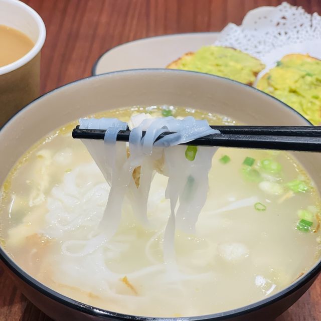  Lil’ Saigon Central 正宗越南餐廳