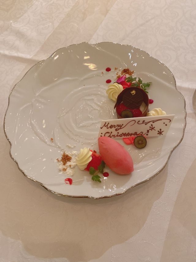 【ストリングスホテル八事】クリスマスディナー