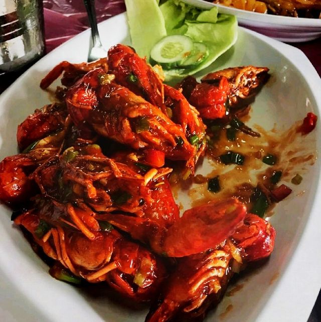 The Famously Delicious Golden Prawn Seafood