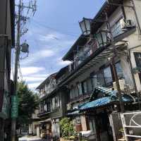 【渋温泉①】「九湯巡り」が有名な温泉街。