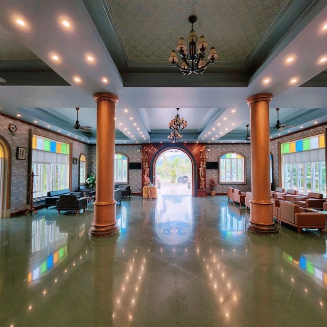  โรงแรมท่ามกลางขุนเขา
