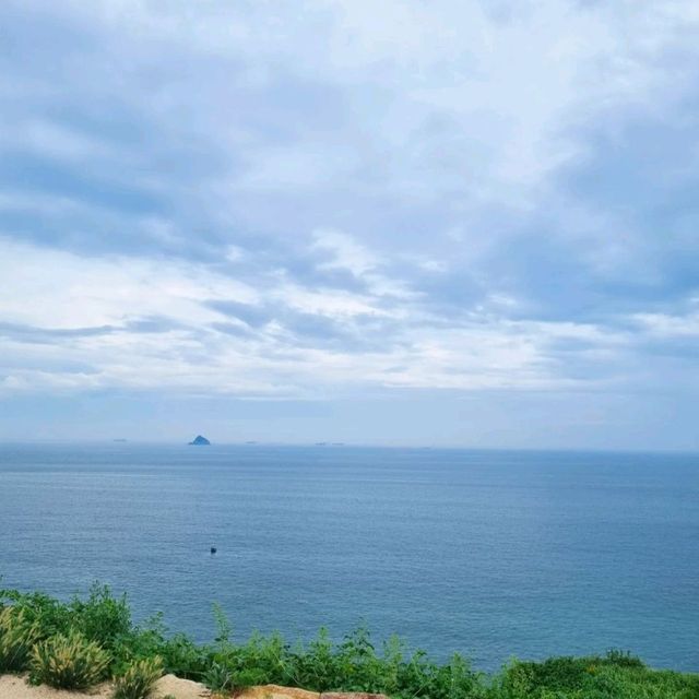 다랭이마을과 바다하늘 만나는 이쁜 오션뷰 카페