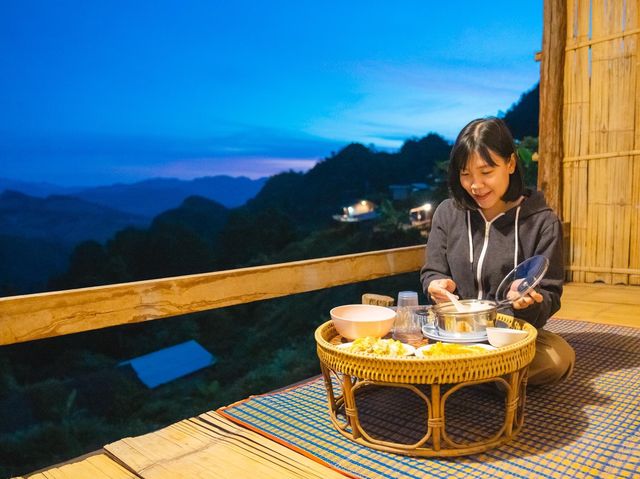 บ้านจ่าโบ่ ที่พักหลักร้อย วิวหมอกหลักล้าน