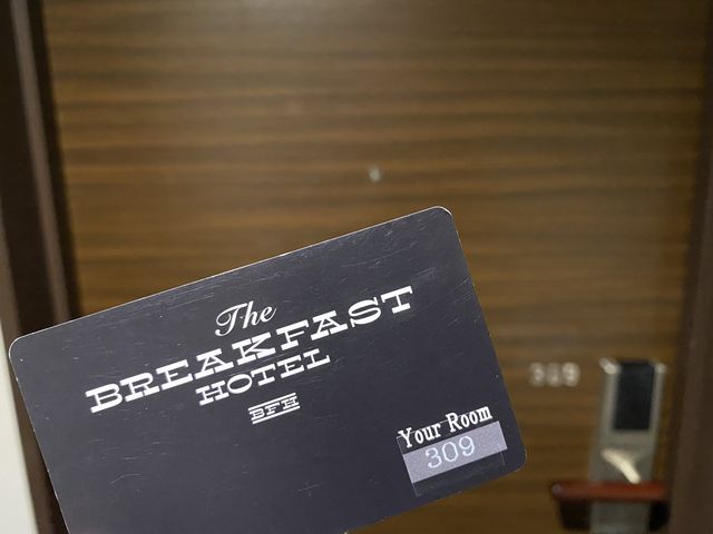 ホテル会員になるとアルコールも飲み放題？『The BREAKFAST HOTEL 福岡天神』