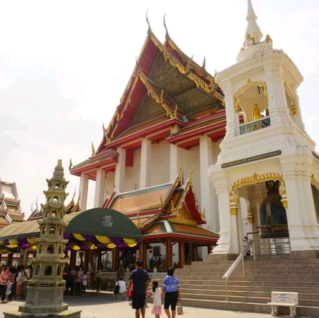 ทำบุญ 9 วัด ต้อนรับปีใหม่กันนะคะ ไปกันเล้ยยย