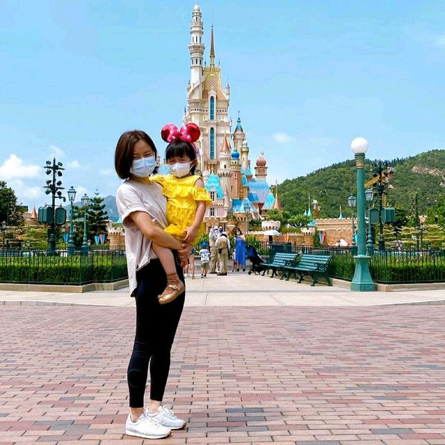 HONG KONG DISNEYLAND