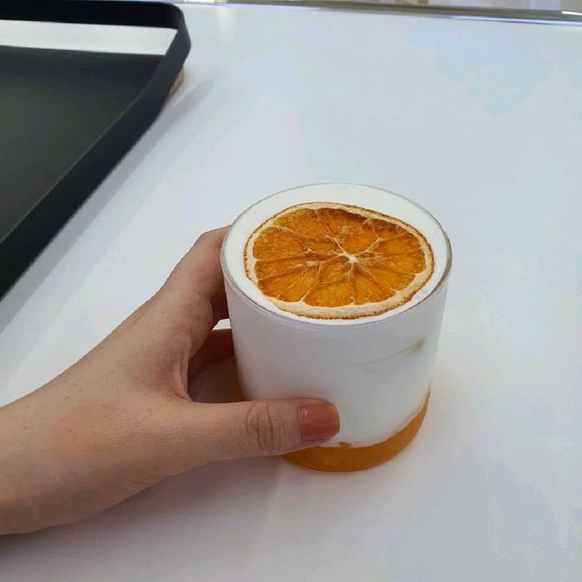제주, 동네에 있던 조용한 카페 무채색 🤍🖤