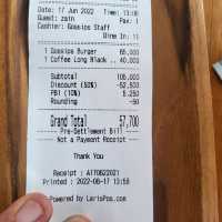 발리 Gossip’s Cafe Seminyak 햄버거에 육즙이 가격쌈