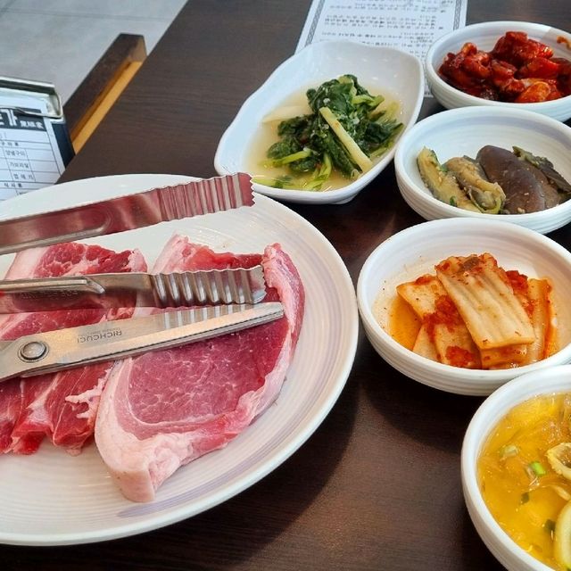 제주여행에 빠질 수 없는 흑돼지 🐷 