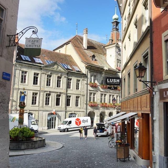 Zurich shopping street