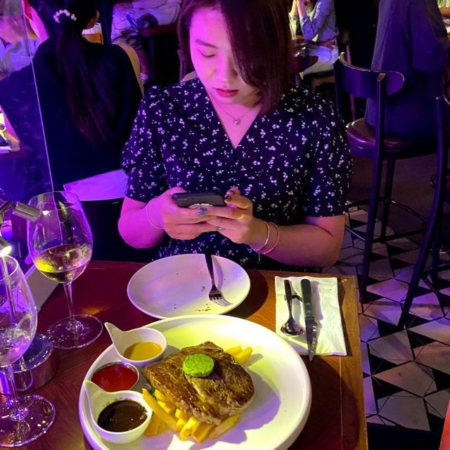 好有氣氛的尖沙咀晚餐🥣live band in da house 🎼🎧