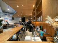 Quality cafe in Whampoa