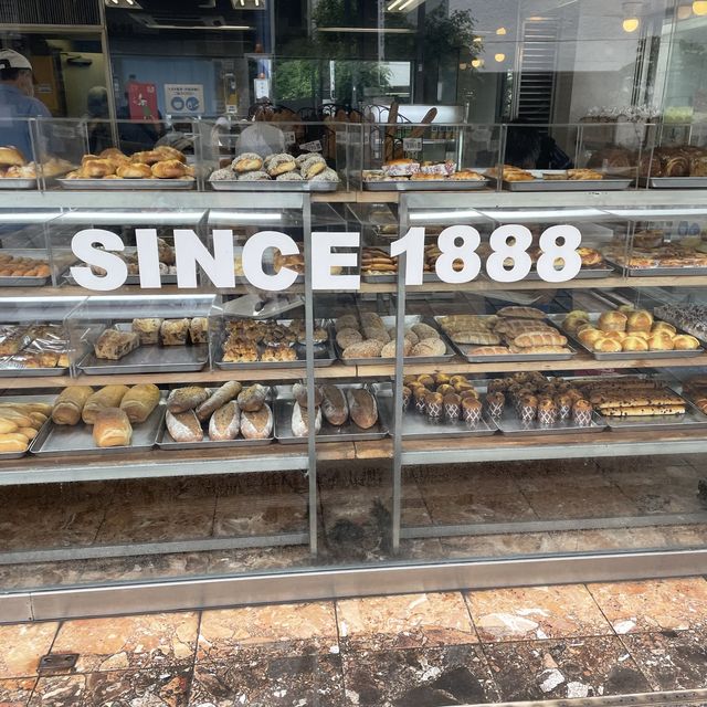 【横浜市】元町の老舗パン屋ウチキパン