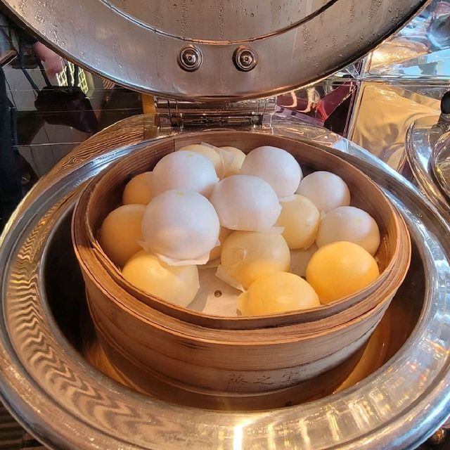 The Murray Hong Kong ~ Garden Lounge 