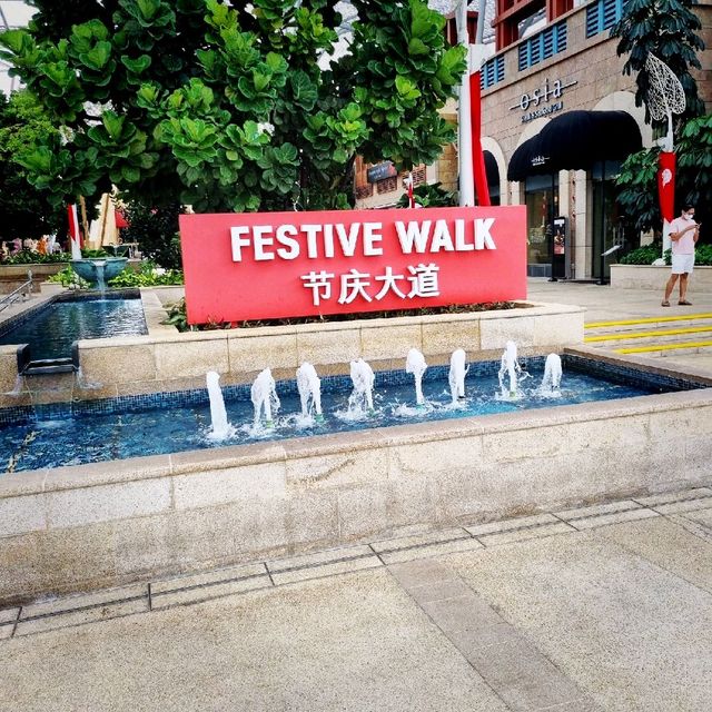 Posh Restaurants, Greenery at Festive Walk