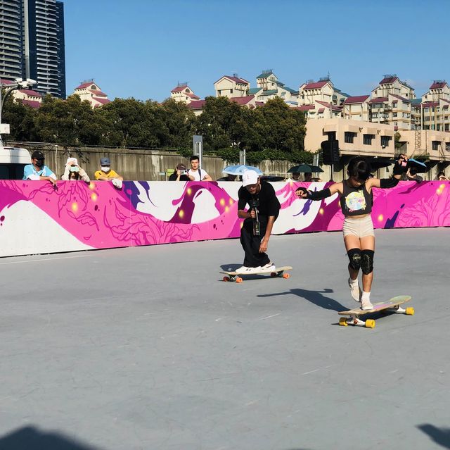 滑板遊戲好地方🛹 Meiti Hockey Rink 美堤極限公園