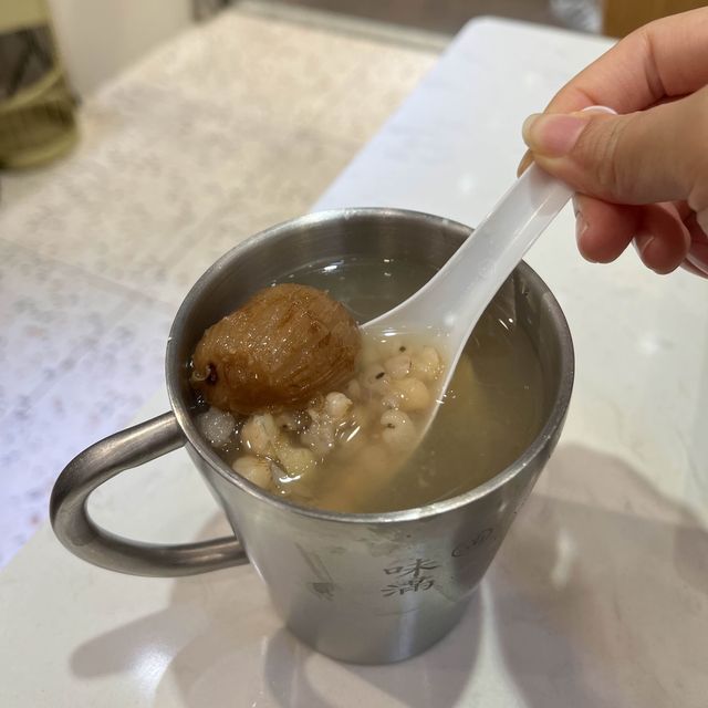 天后傳統但帶新式設計的粥鋪