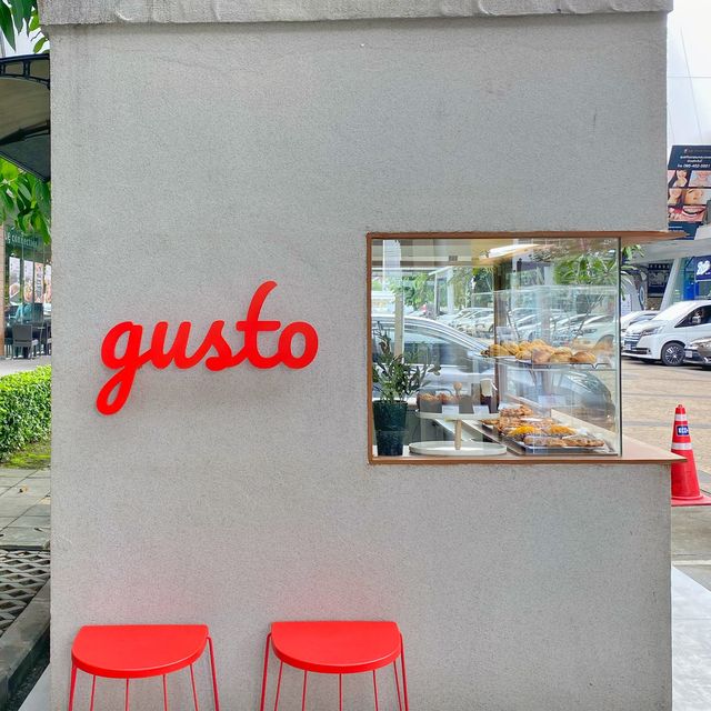 Gusto ร้านครัวซองต์ Kios สุดคิ้วท์ 🤍❤️