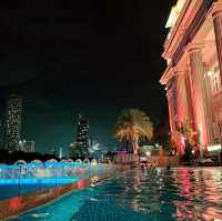 Fullerton Hotel Infinity Pool