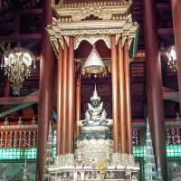 🙏วัดพระแก้ว อยู่ที่จังหวัดเชียงราย🙏