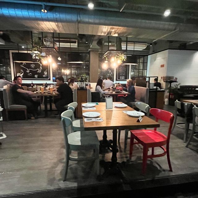 🐷 西灣河食豬必去西餐廳❗️