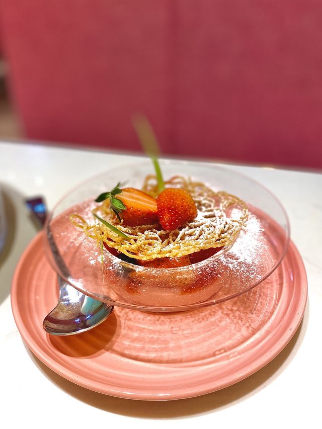 打卡餐廳 📷 粉紅色Fusion Cafe🌸