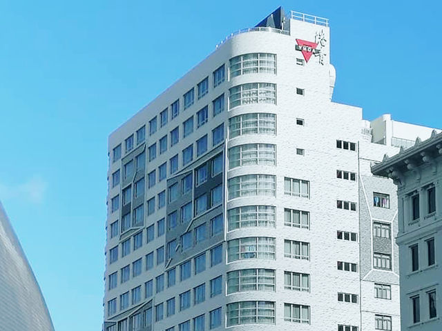 尖沙咀港青酒店