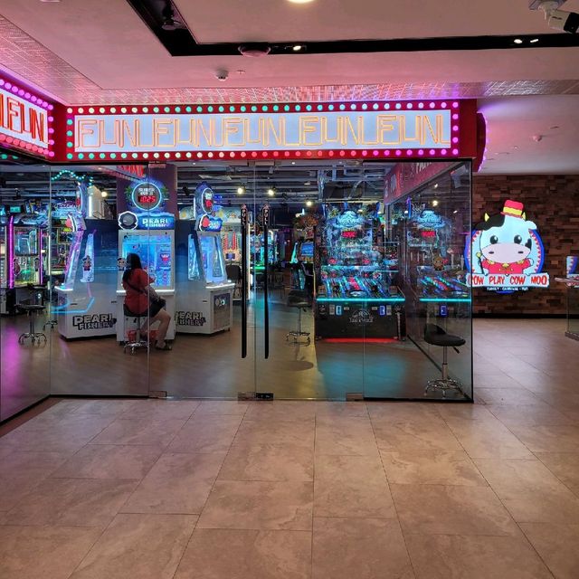 Cow Play Cow Moo (family friendly arcade)